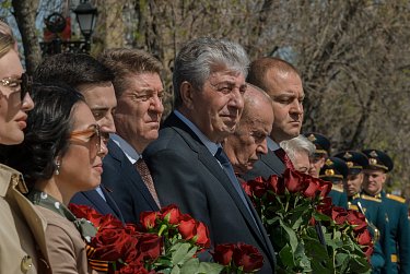 Россия никогда не забудет воинов-победителей!